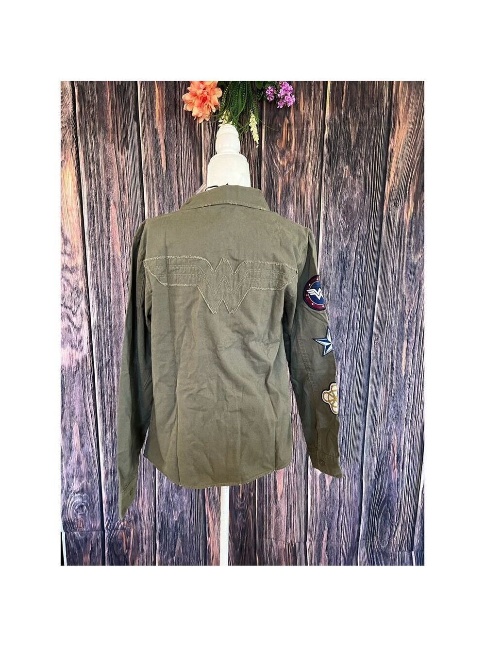 Our Universe DC Comics Wonder Woman 1984 Women's Utility Jacket - Sz Small - Picture 4 of 7
